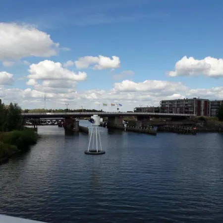 Hidden Gem W Kitchen