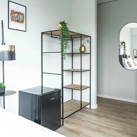Apartment Hidden Gem W Kitchen *