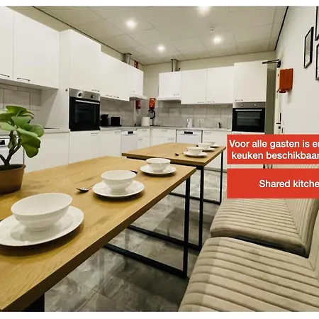 Hidden Gem W Kitchen