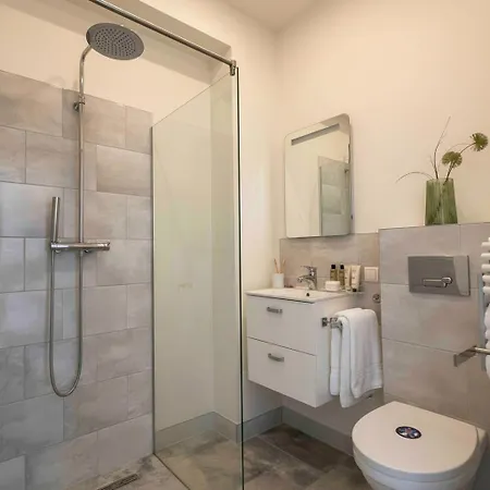 Διαμέρισμα Hidden Gem W Kitchen *