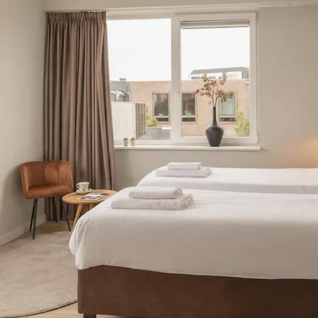 Hidden Gem W Kitchen