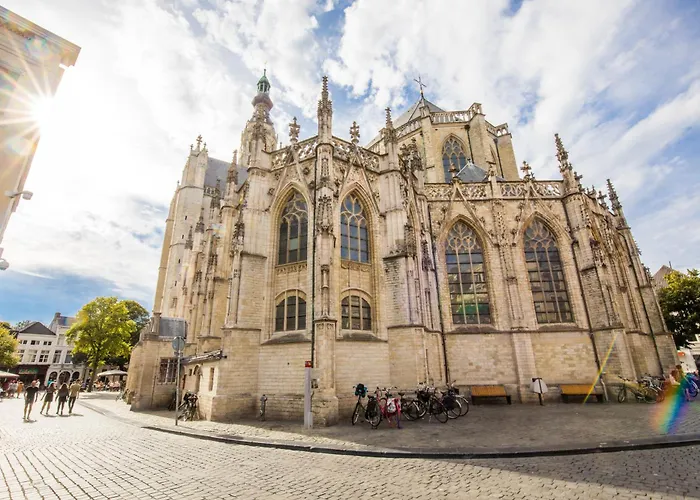 Apartment Hidden Gem W Kitchen *