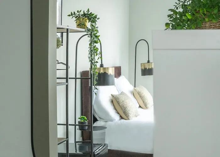 Hidden Gem W Kitchen * Рамсдонксвер